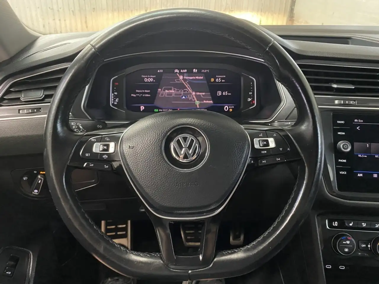Volkswagen Tiguan снимка Volkswagen Tiguan