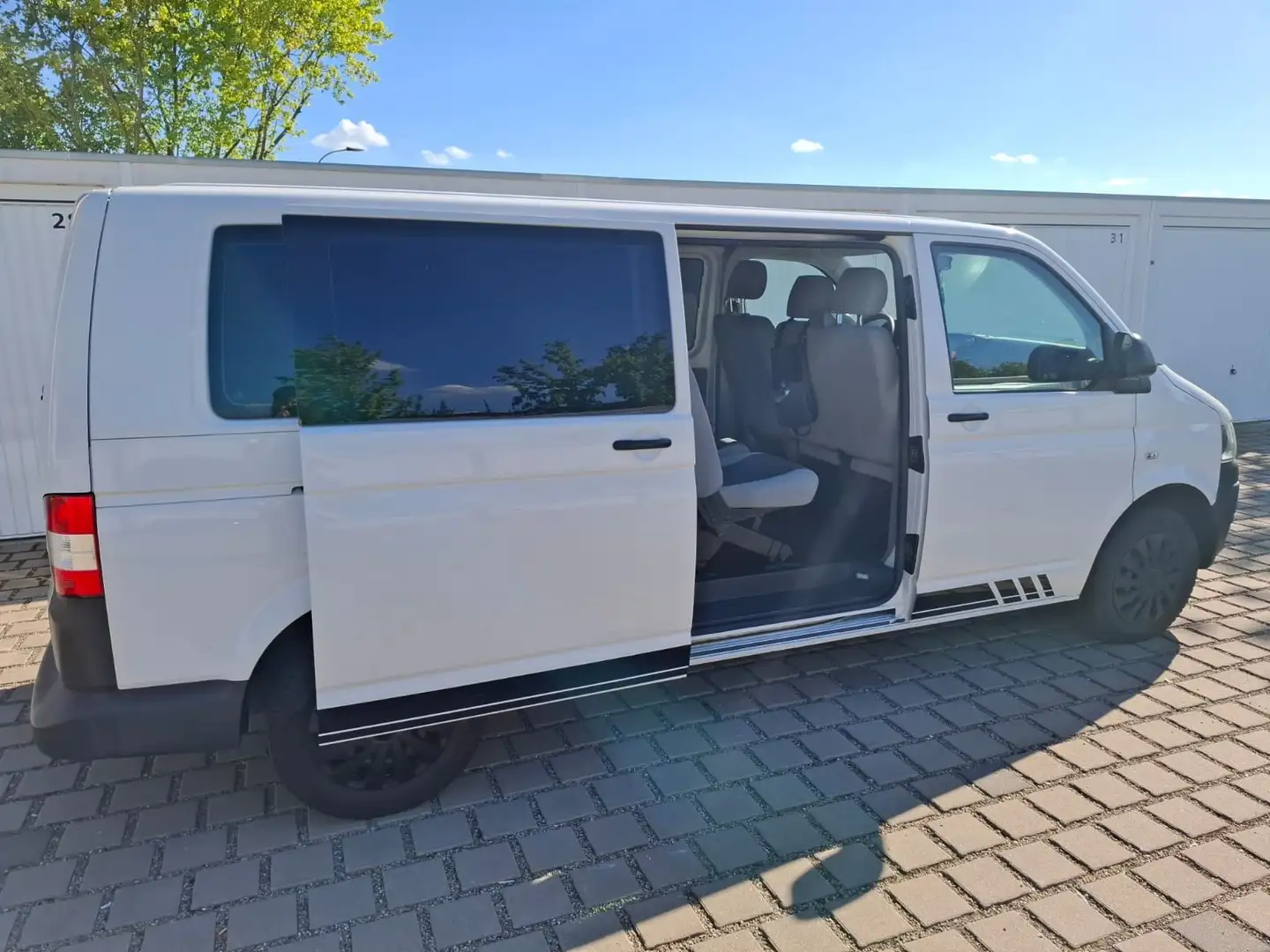 Volkswagen T5 Transporter Lang Version - 2