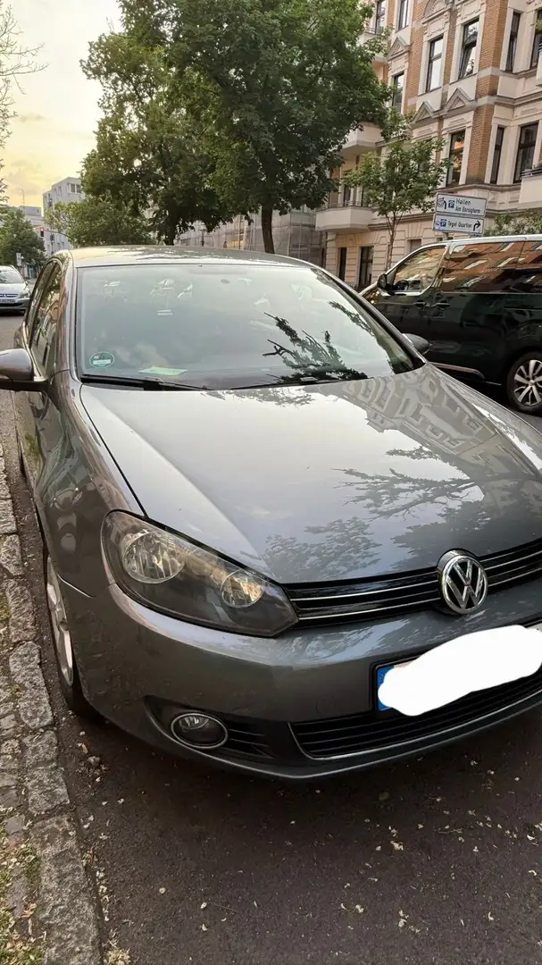 Volkswagen Golf Trendline Grau - 1