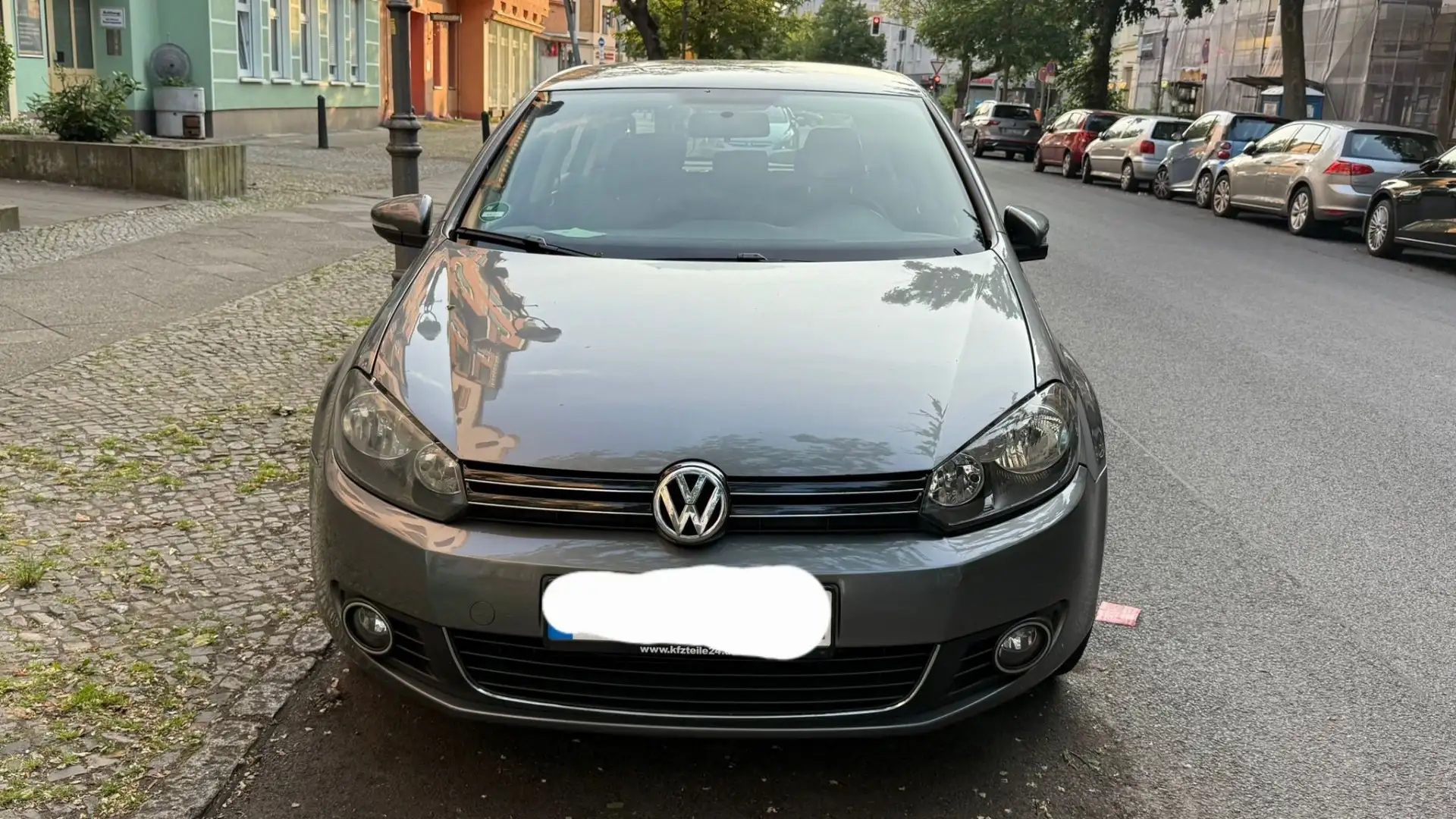Volkswagen Golf Trendline Grau - 2