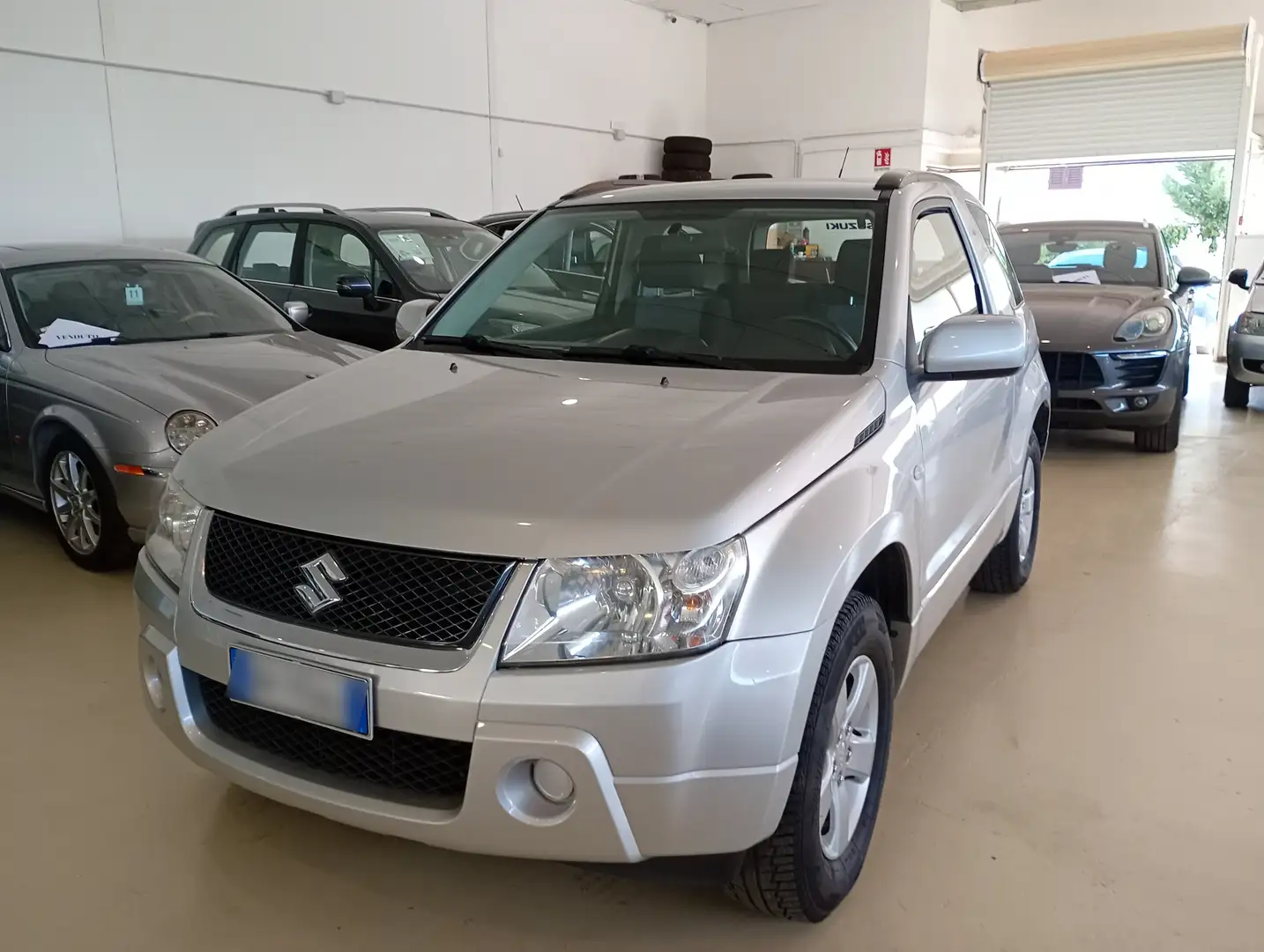 Suzuki Grand Vitara GPL 4X4 Gris - 1
