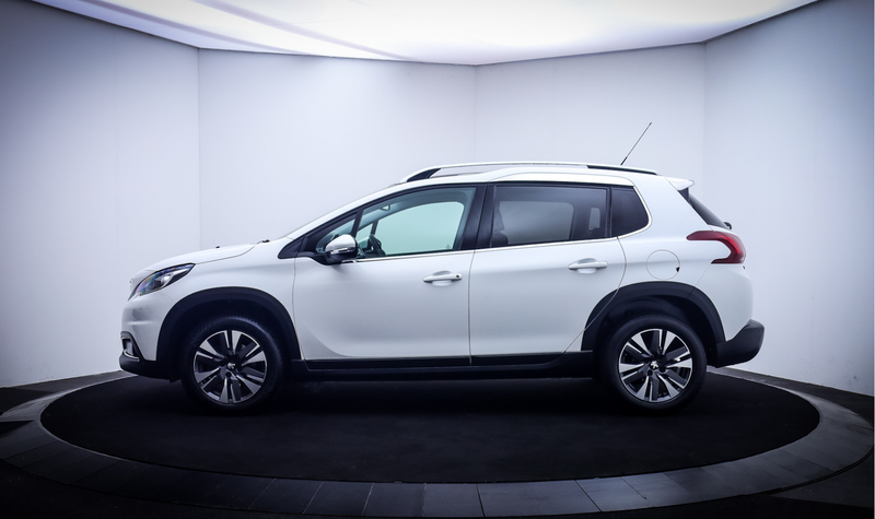 Peugeot 2008 1.2T GT-line PANO | CARPLAY | STOELVERW | NAVI | C — photo 9