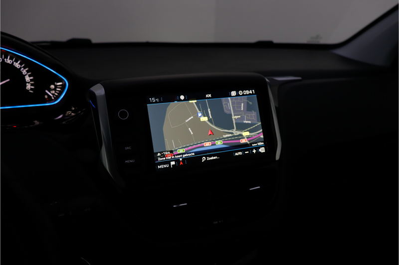 Peugeot 2008 1.2T GT-line PANO | CARPLAY | STOELVERW | NAVI | C — photo 20