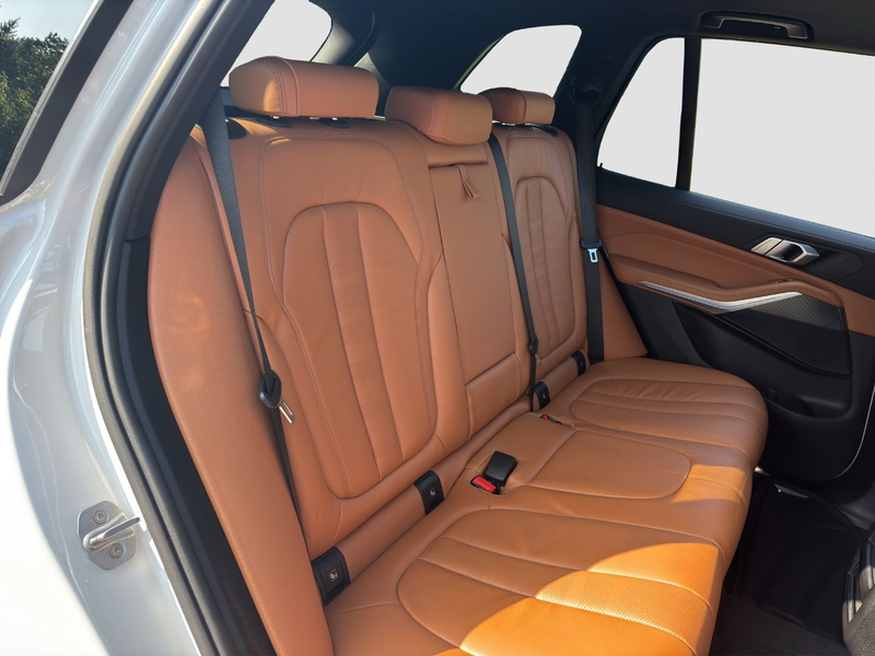 BMW X5 xDrive 30d — photo 13