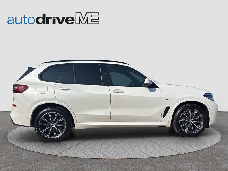 BMW X5 xDrive 30d — photo 7