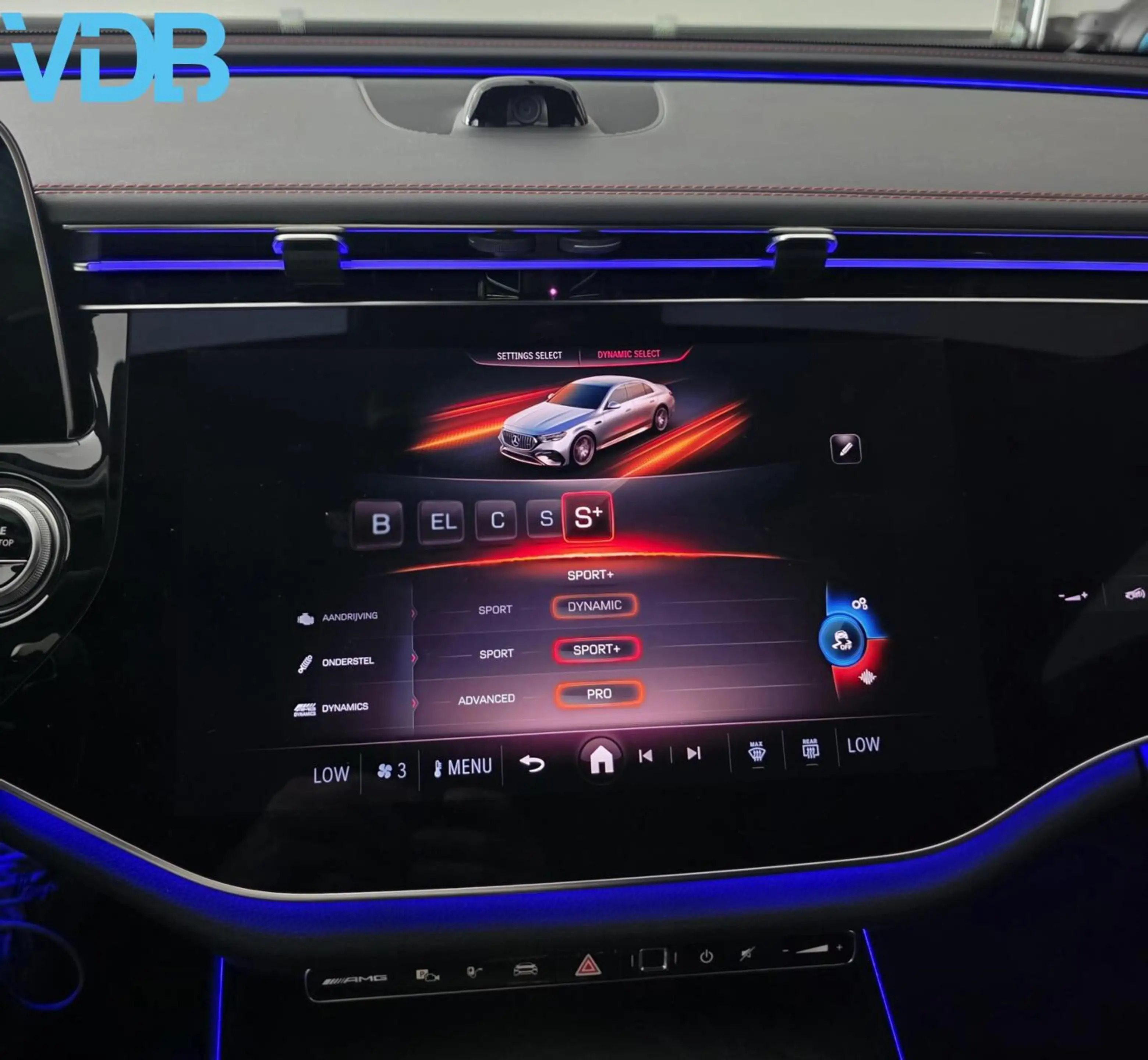 Mercedes-Benz E 53 AMG 4MATIC+ Night PANO SUPERSCREEN BTW — photo 15