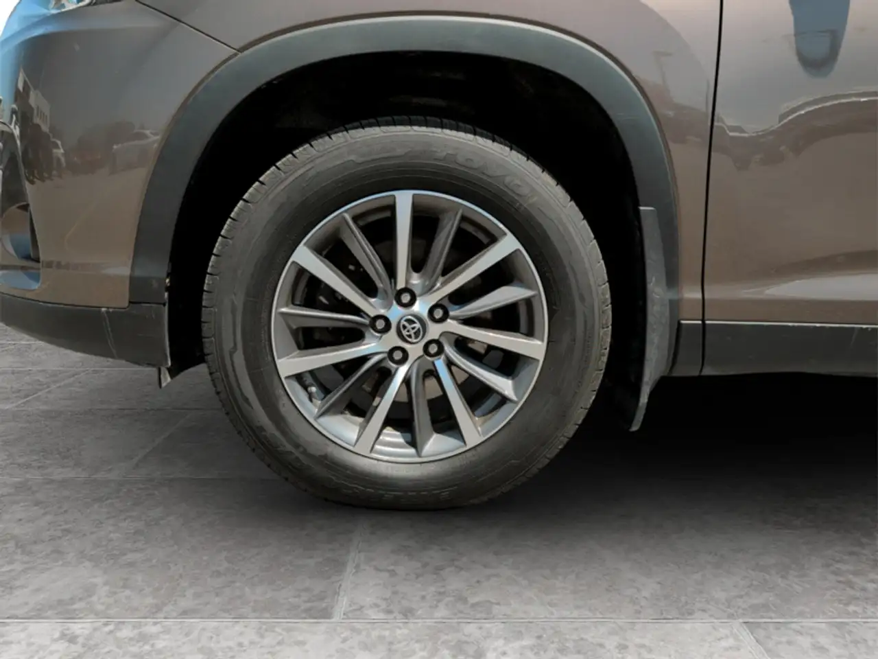 Toyota Highlander снимка Toyota Highlander