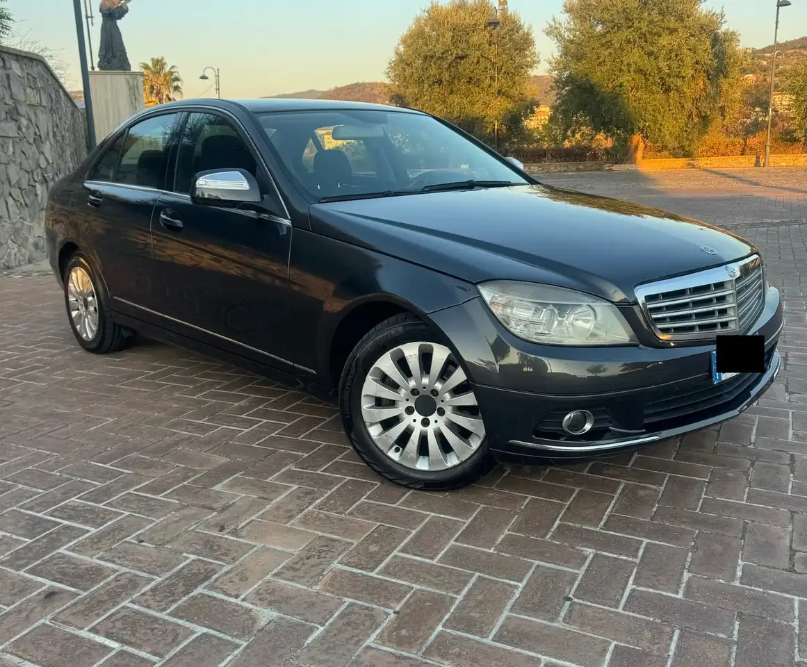 Mercedes-Benz C 220