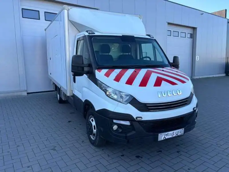 Iveco Daily // BOITE AUTO // TVA DEDUCTIBLE // 1 ER MAIN