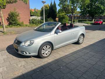 1.6-16v FSI 85kw Cherry Red Leather