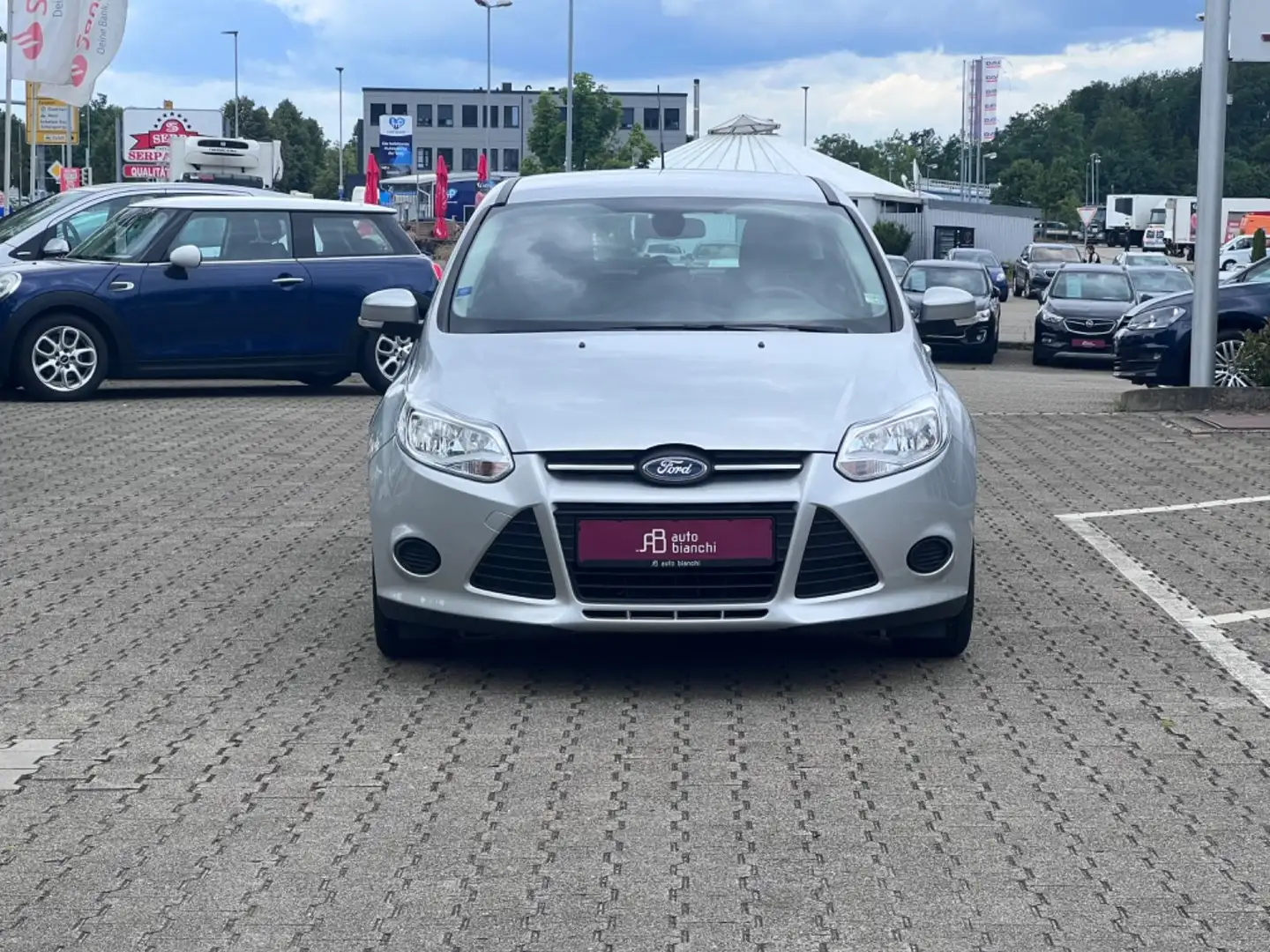 Ford Focus 1.6 Ti-VCT Lim *Autm *PDC *Navi *Bluetooth Silber - 2