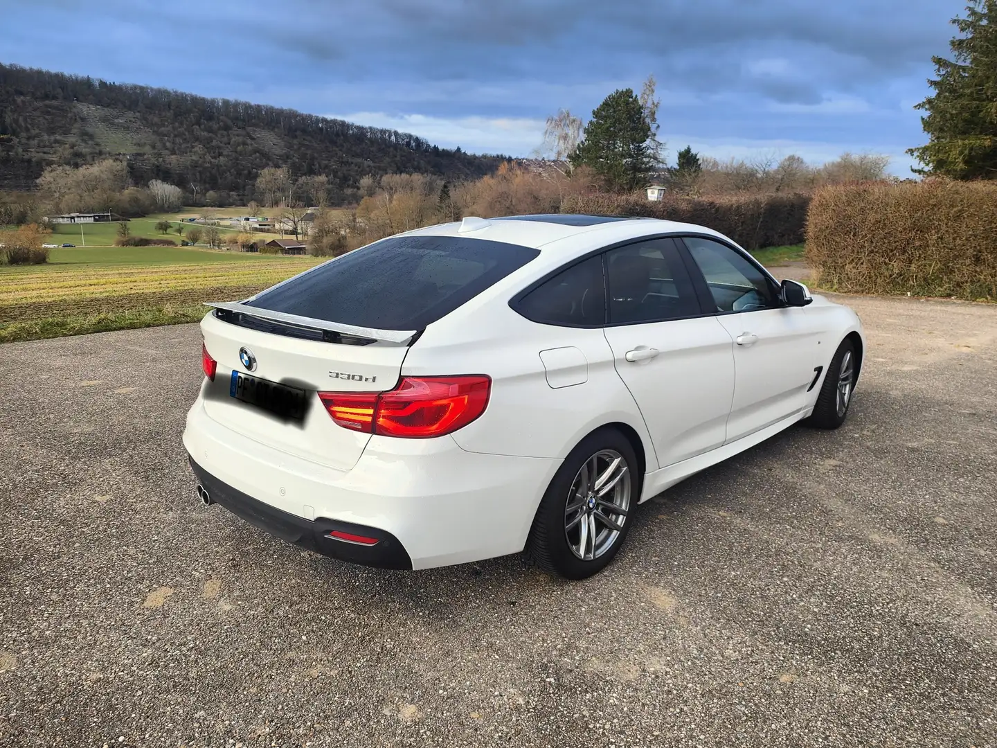 BMW 330 330d GT Aut. M Sport - 2