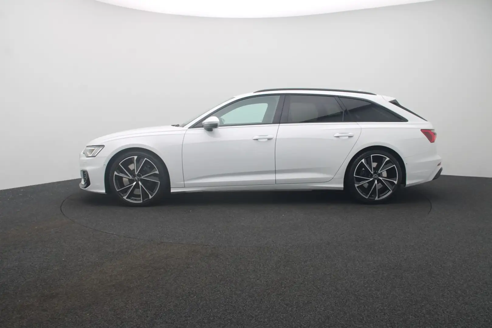 Audi S6 Avant 3.0 TDI quattro . LED Navi B&O ACC Blanc - 2