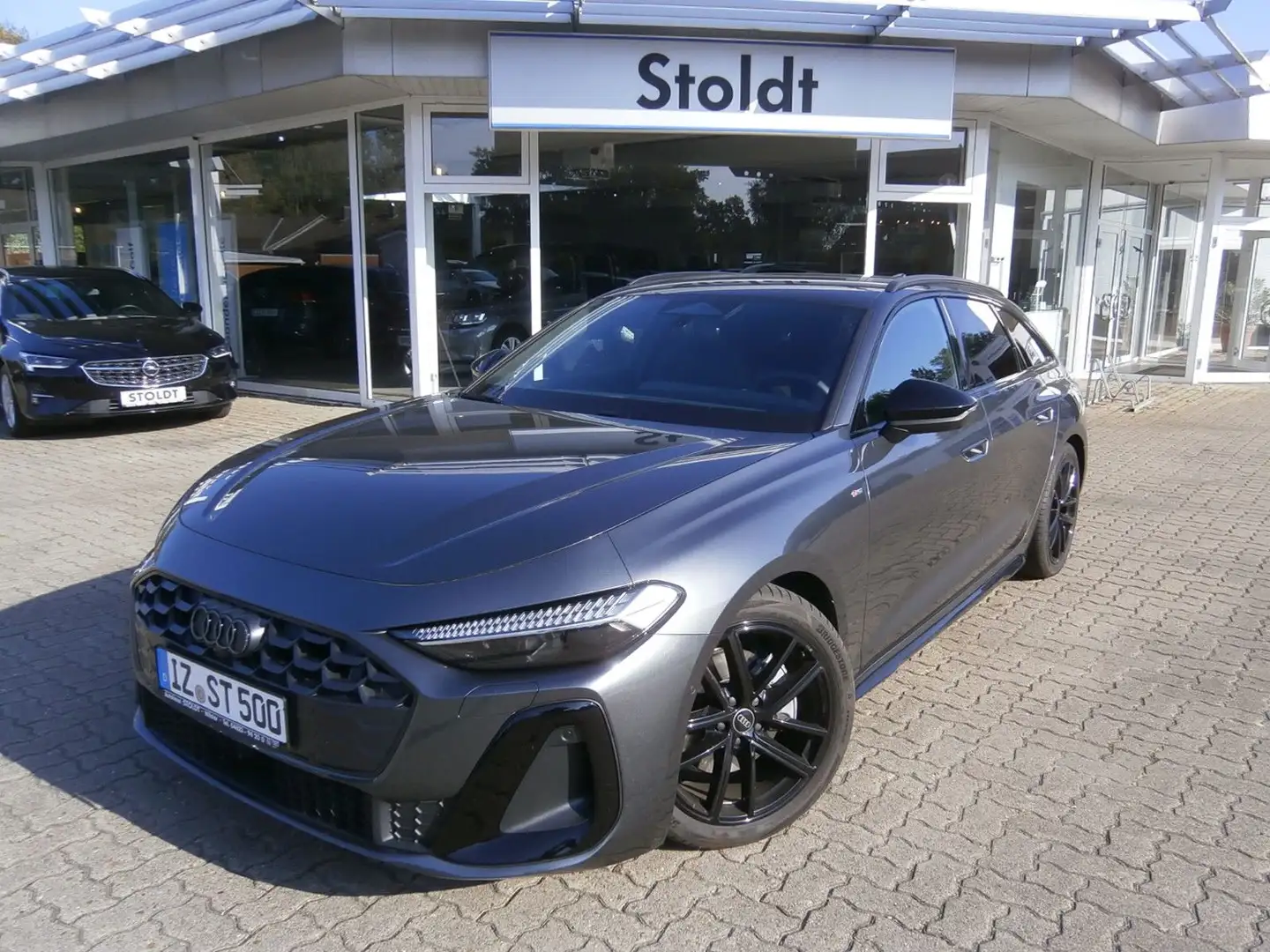 Audi A5 Avant S-Line 2.0 TFSI, S-tronic Grau - 1