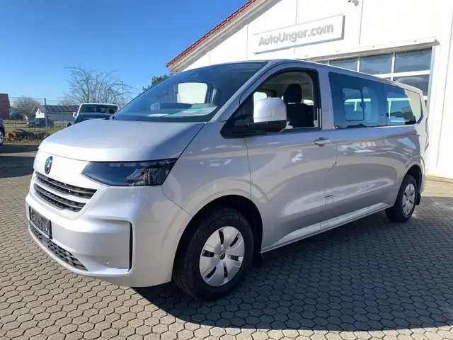 Volkswagen T7 Transporter Kasten Plus Mixto lang LR AHK 5-Sitzer APP Tempoma