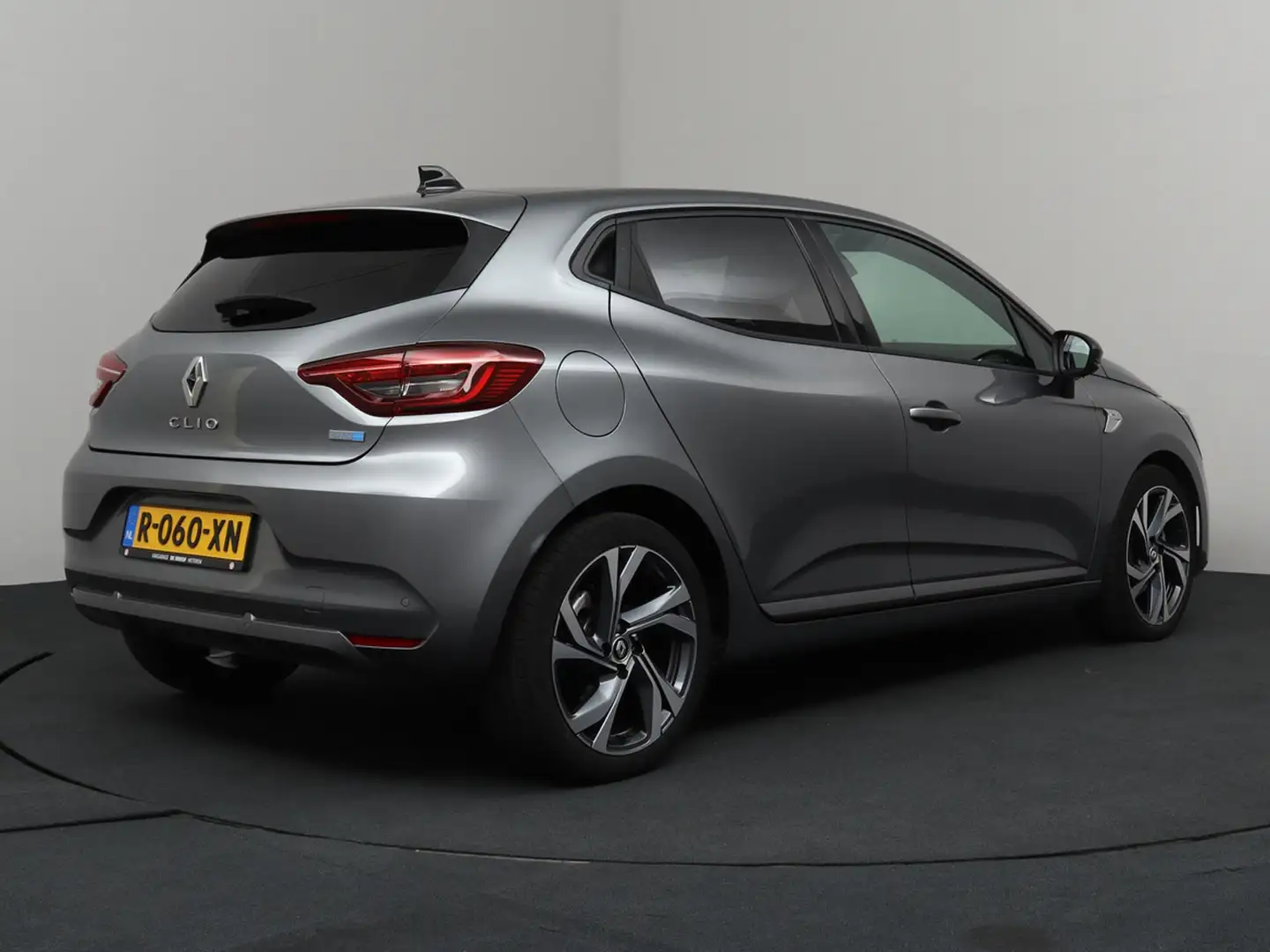 Renault Clio 1.6 E-Tech Hybrid 145 R.S. Line | Achteruitrijcame Grijs - 2