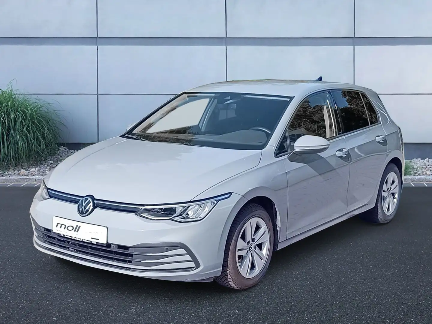 Volkswagen Golf Life 1.5 TSI, NaviPro, ACC, SHZ Grau - 1