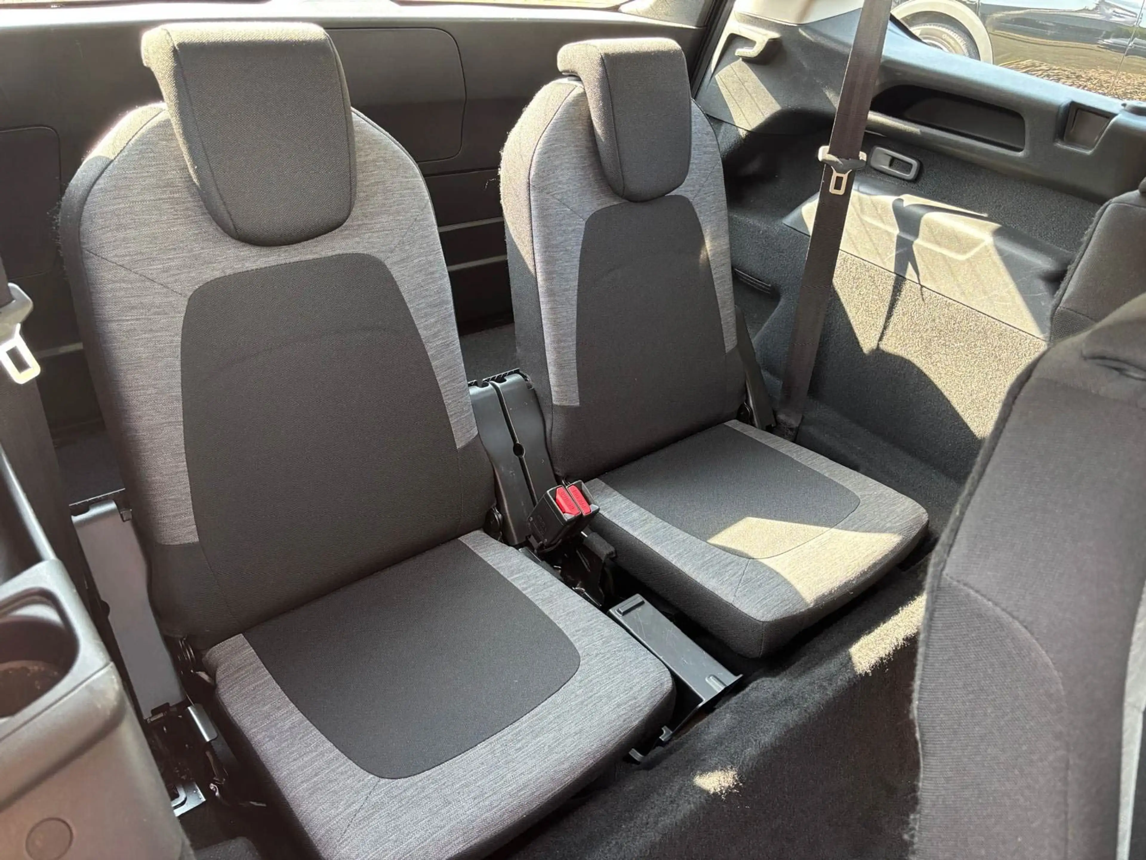 Citroen Grand C4 SpaceTourer 7 Sitzer PDC Carplay SHZ DAB — photo 15