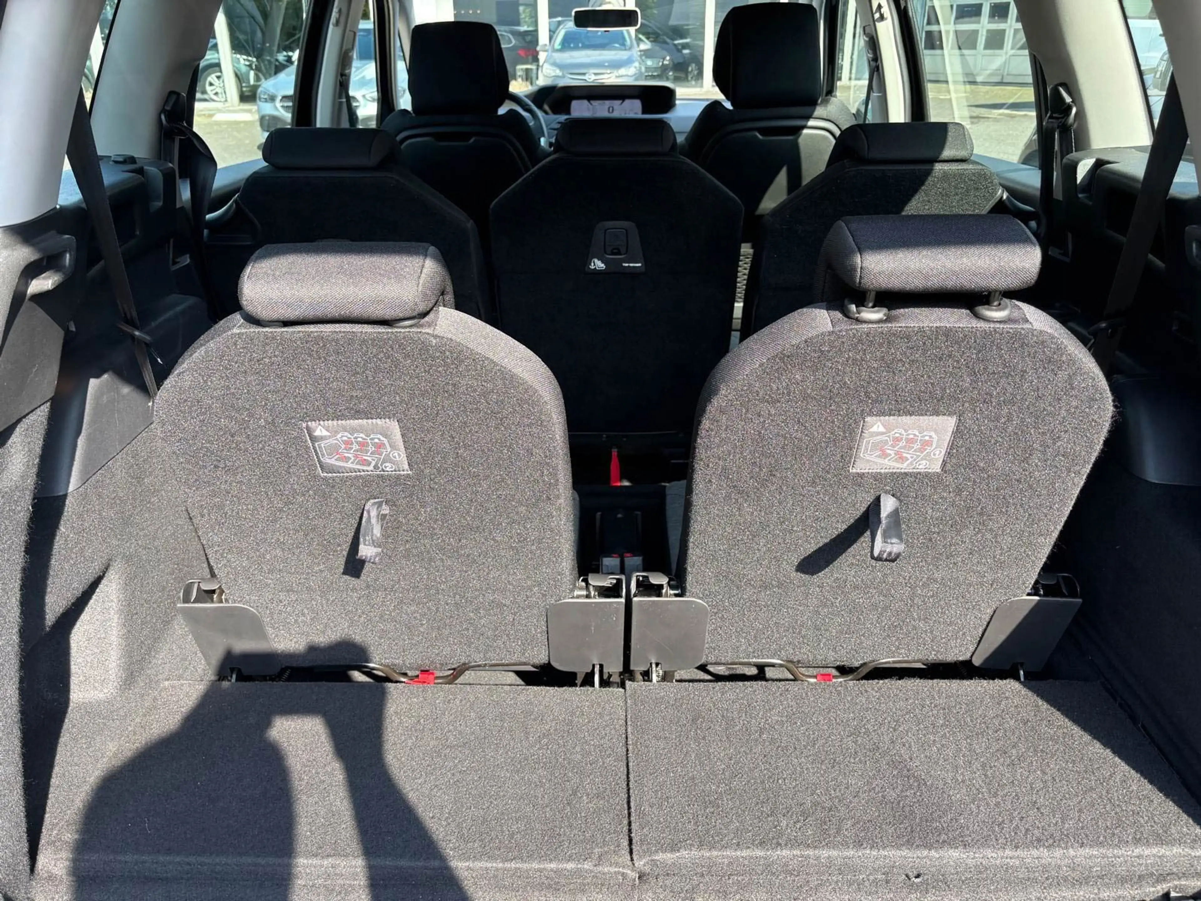 Citroen Grand C4 SpaceTourer 7 Sitzer PDC Carplay SHZ DAB — photo 13