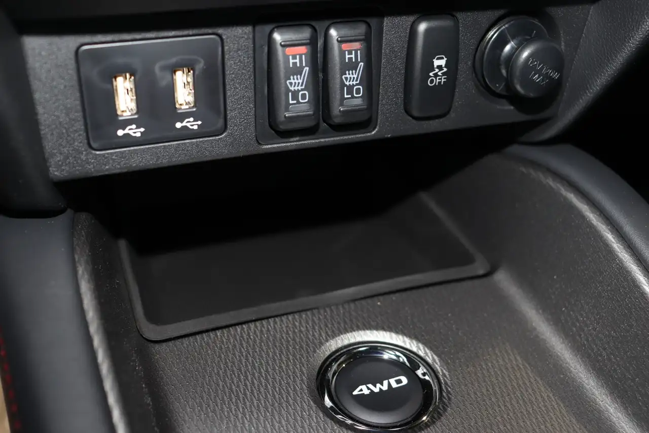 Mitsubishi RVR снимка Mitsubishi RVR