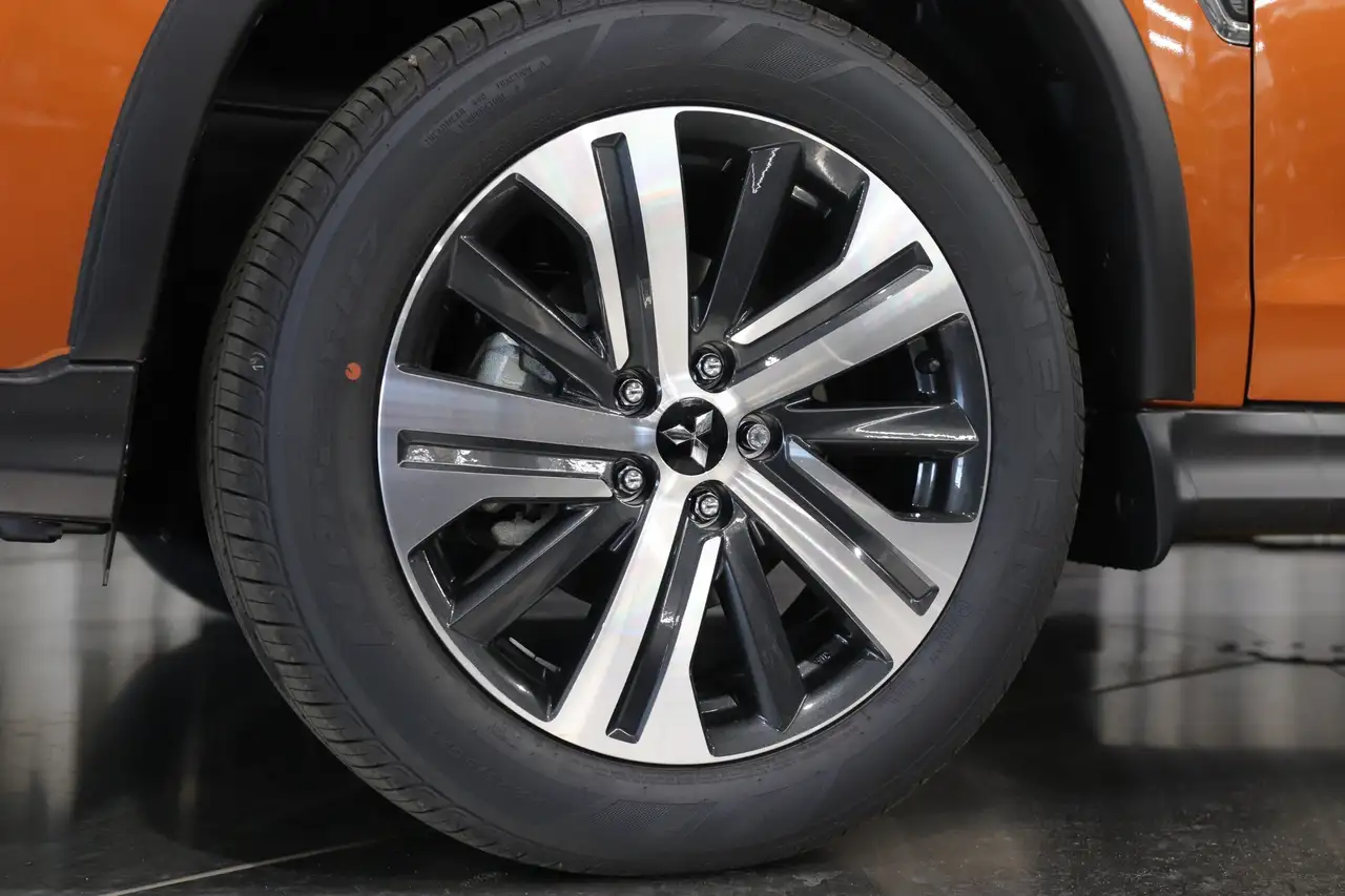 Mitsubishi RVR снимка Mitsubishi RVR