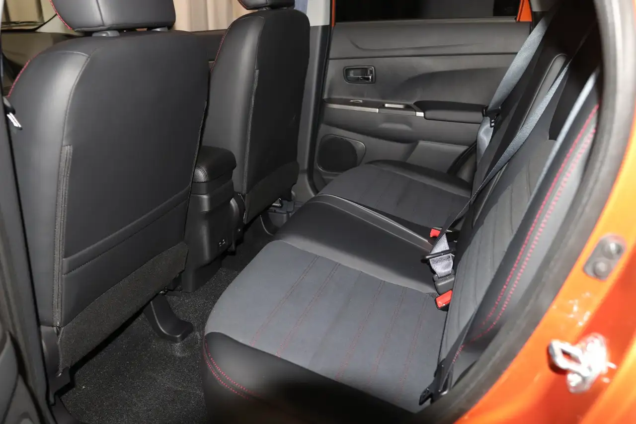 Mitsubishi RVR снимка Mitsubishi RVR
