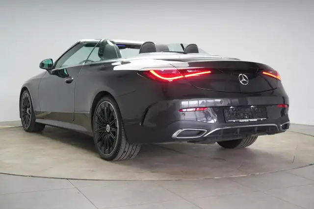 Mercedes-Benz Cle view 8