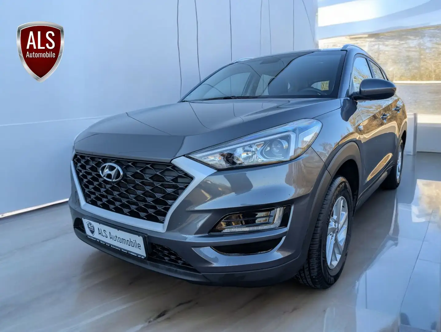 Hyundai TUCSON Trend 2WD Gris - 1