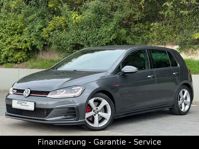 Volkswagen Golf VII Lim. GTI DSG/LED/LEDER/MATRIX/STHZG/MEM