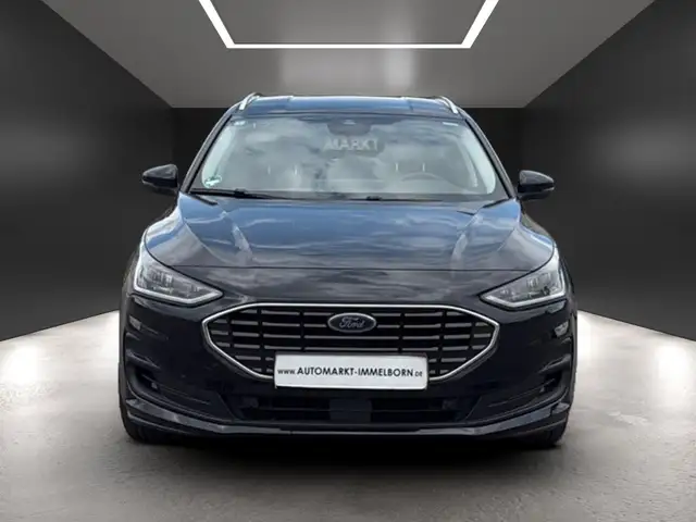 Ford Focus view 9