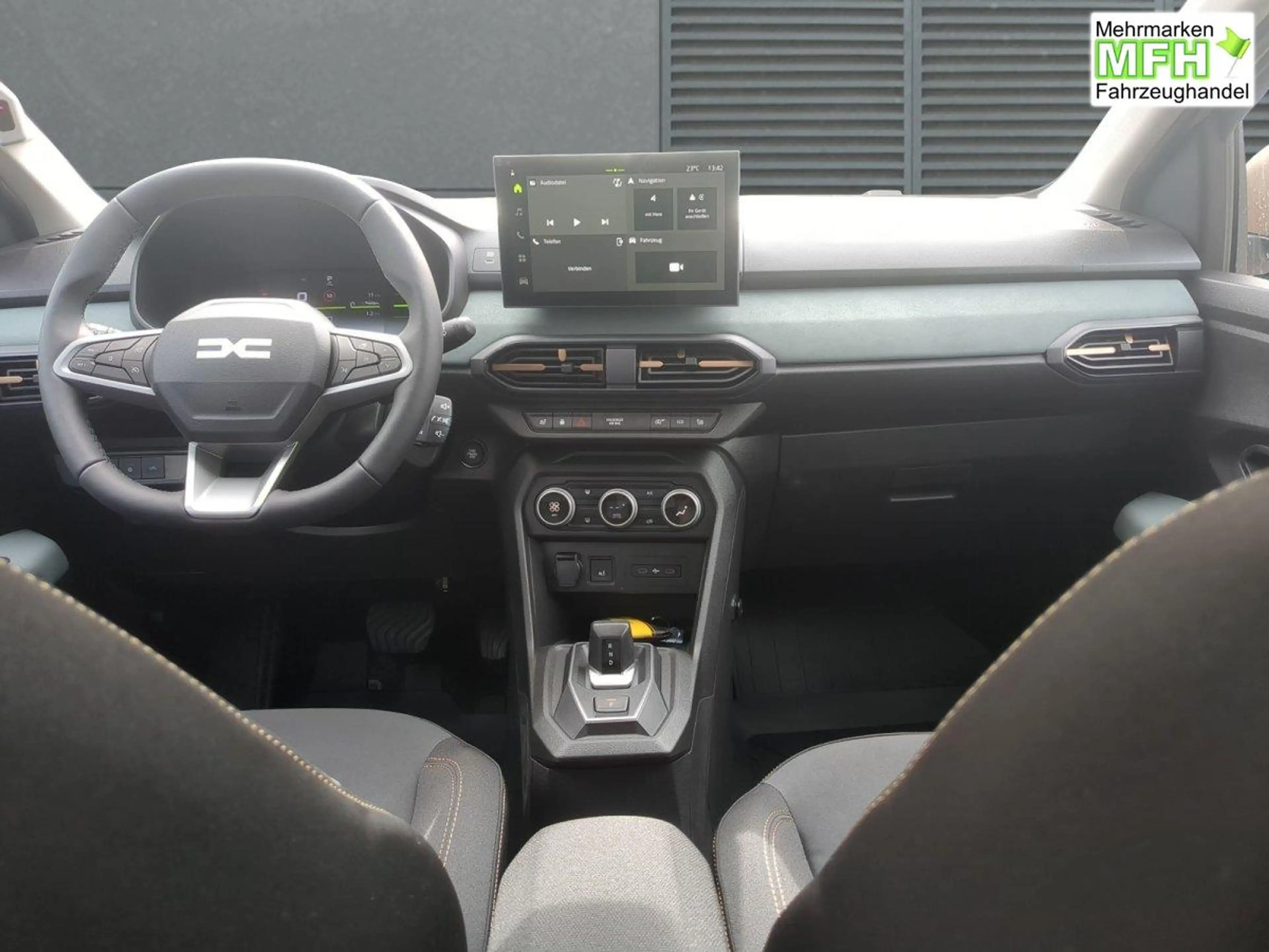 Dacia Jogger Extreme 7-S SHZ LKHZ LPG 120 auto 90 kW (122 PS... — photo 4