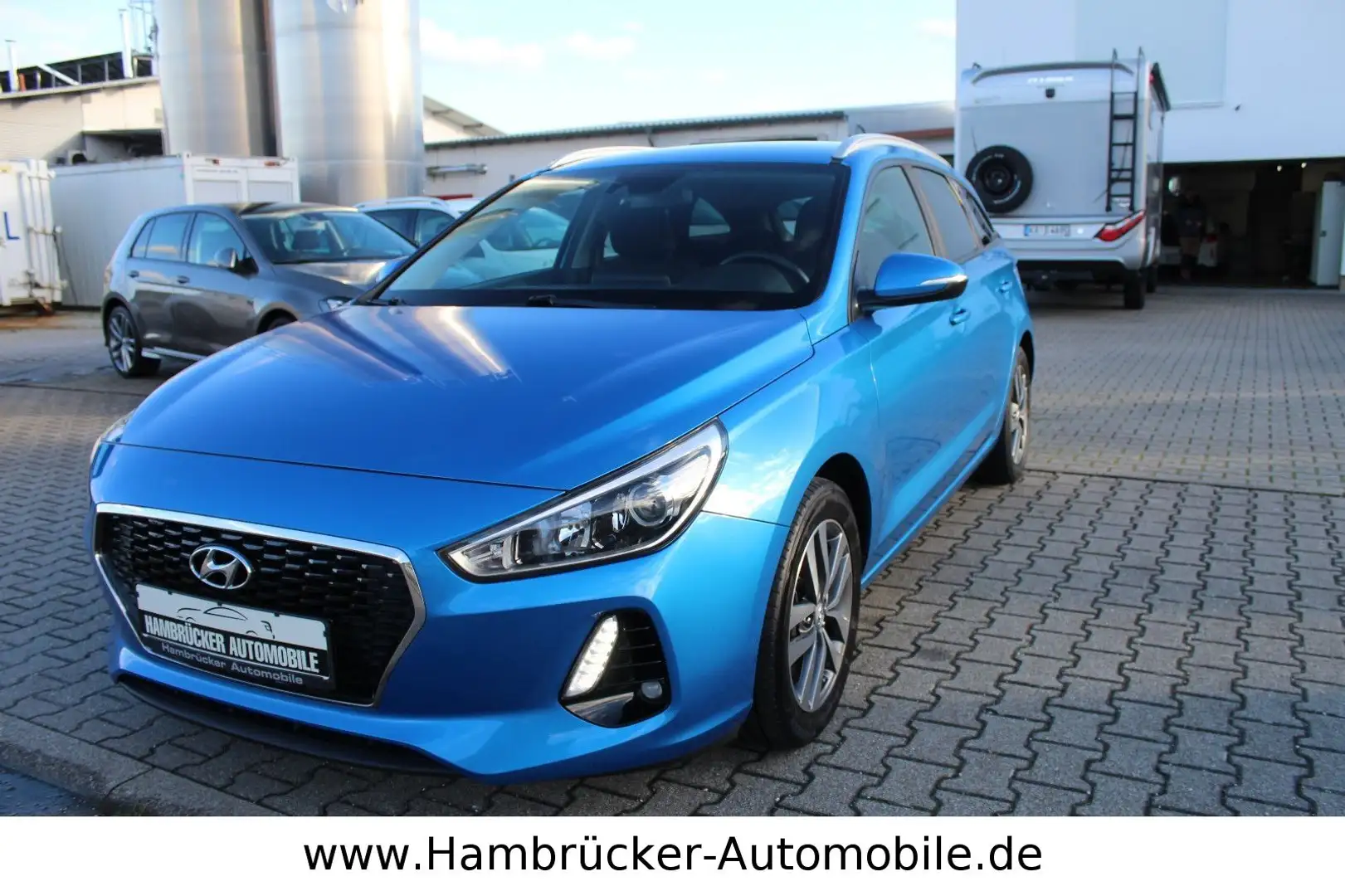 Hyundai i30 1.4 Turbo cw Family +~2.Hand~Navi~Automatik Blau - 2