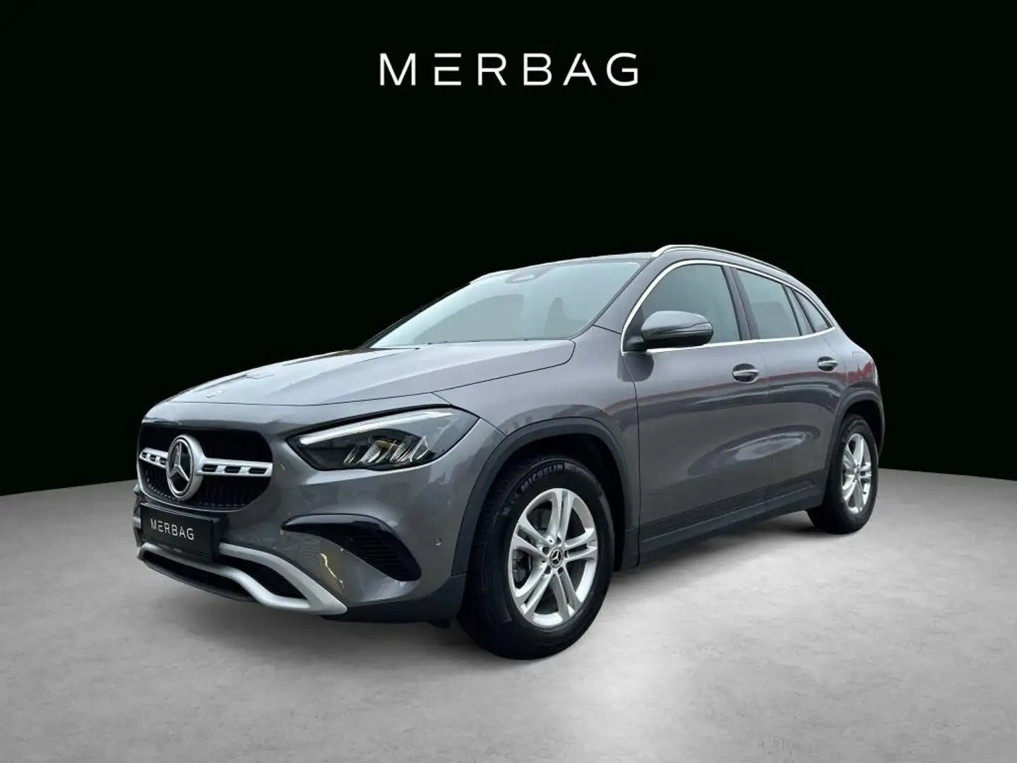 Mercedes-Benz GLA 180 AHK LED Navi SHZ Fernlichtass. Kam. LM Gris - 1