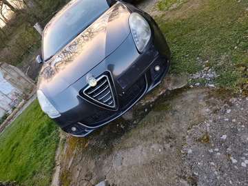 1.6 JTDm 105 ch S&S Distinctive