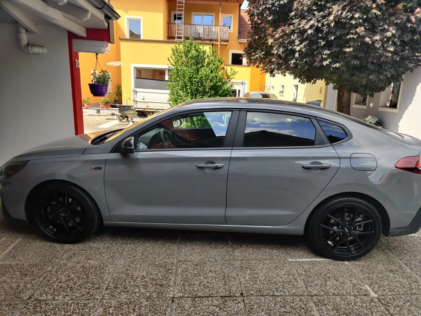 Hyundai i30 i30 Fastback 1,5 T-GDI 48V Edition 30 Plus Edition 30 Plus - 1