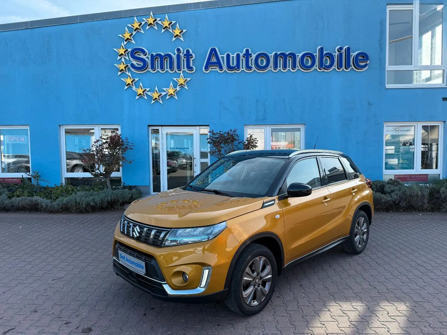 Suzuki Vitara 1.4 BOOSTERJET Hybrid Comfort 4x2 Auto Gelb - 1