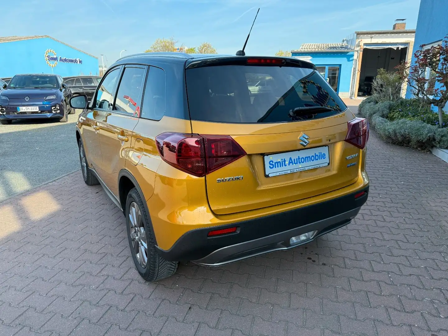 Suzuki Vitara 1.4 BOOSTERJET Hybrid Comfort 4x2 Auto Gelb - 2