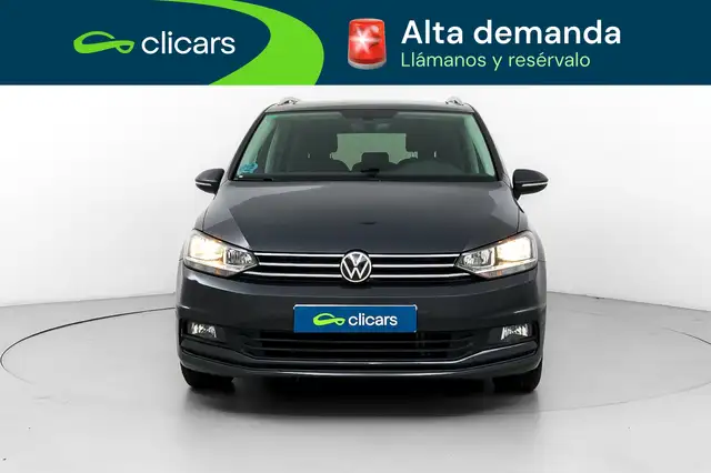 Volkswagen Touran view 2