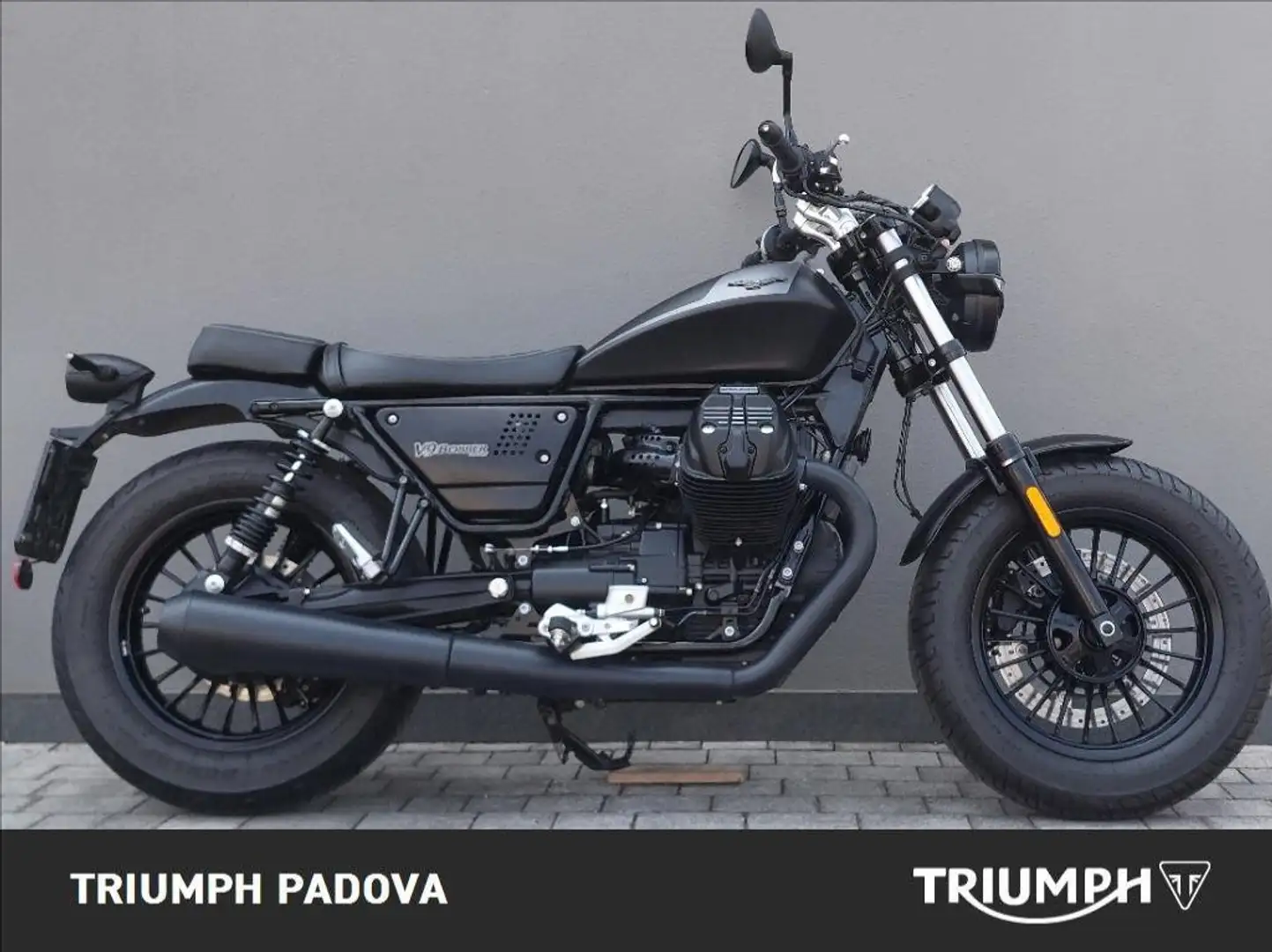 Moto Guzzi V 9 Bobber Noir - 1