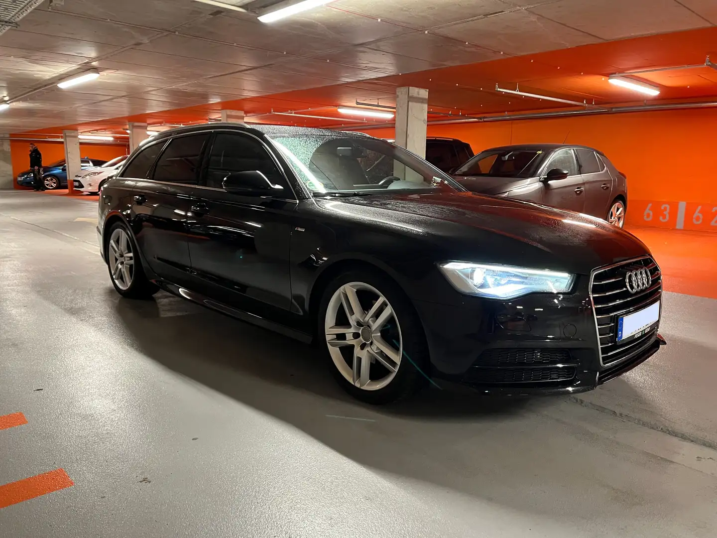 Audi A6 A6 Avant 1.8 TFSI ultra S tronic Schwarz - 1