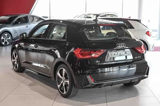 Audi A1 view 4