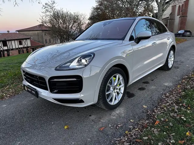 Porsche Cayenne (9YB) 3.0 V6 462CH E-HYBRID