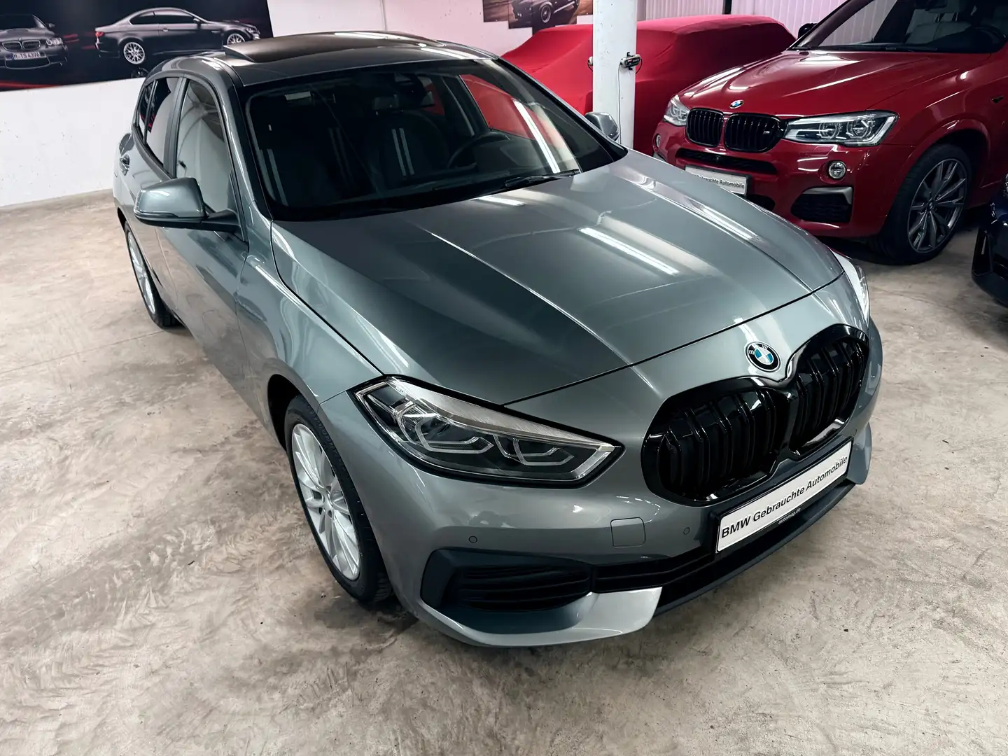 BMW 120 iAut, ESSD, Sportsitze, DAB, Alu,wie neu,1.Hd Gris - 1