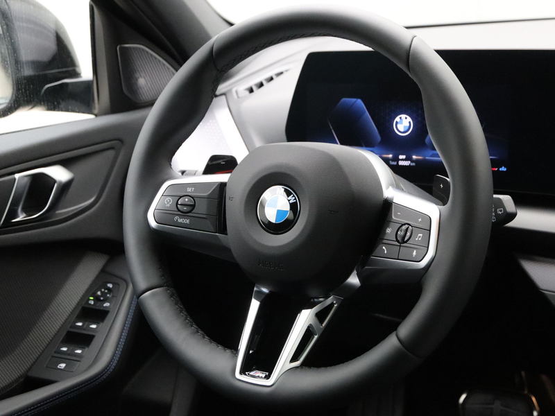 BMW 120 1 Serie M-Sport Pro — photo 2