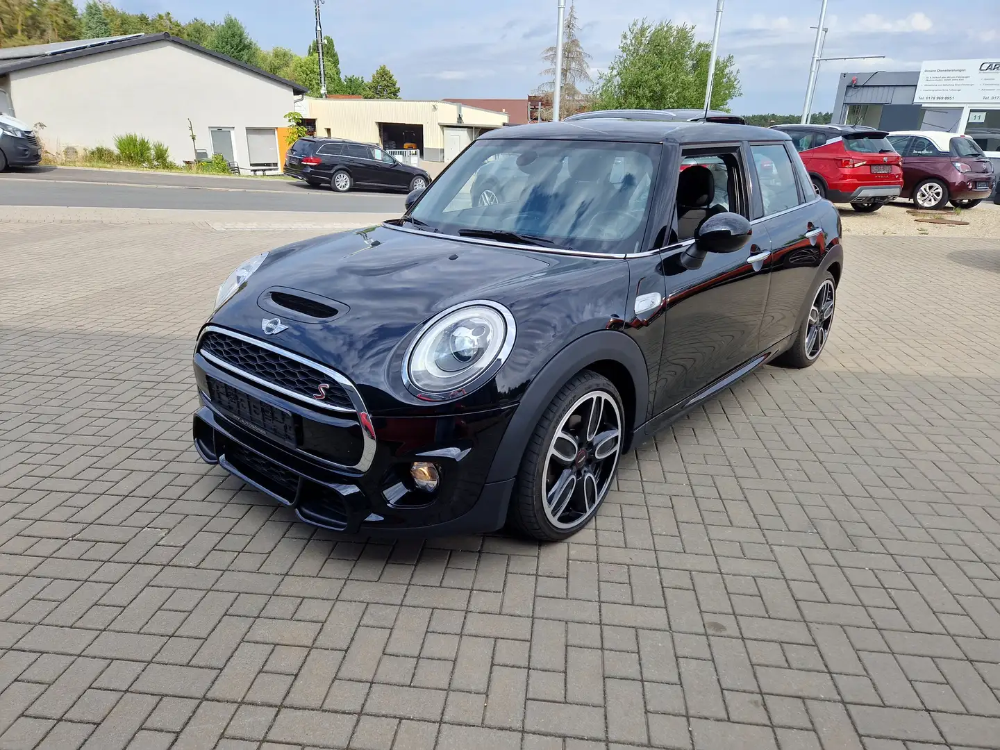 MINI Cooper SD Mini 5-trg. LED Navi  John Cooper Works Noir - 1