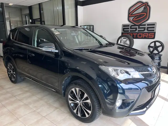 Toyota RAV 4 Rav4 IV 2015 Rav4 2.2 d-cat Lounge 4wd 150cv auto