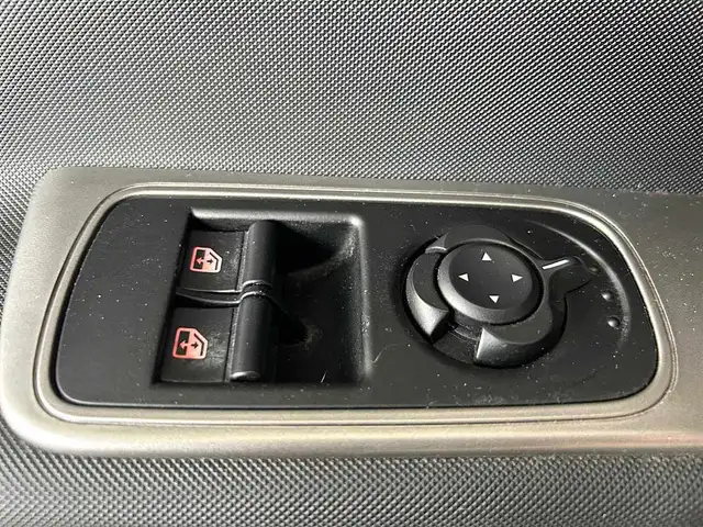 Alfa Romeo Mito view 14