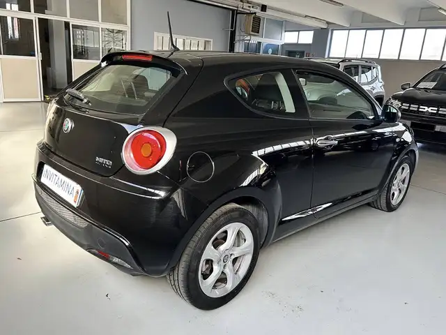 Alfa Romeo Mito view 6