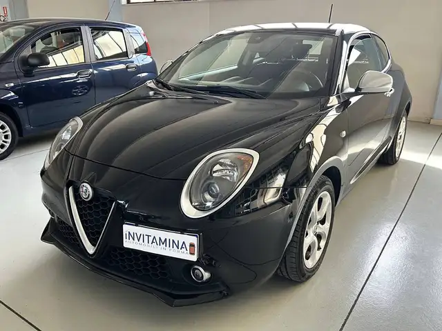 Alfa Romeo Mito view 3