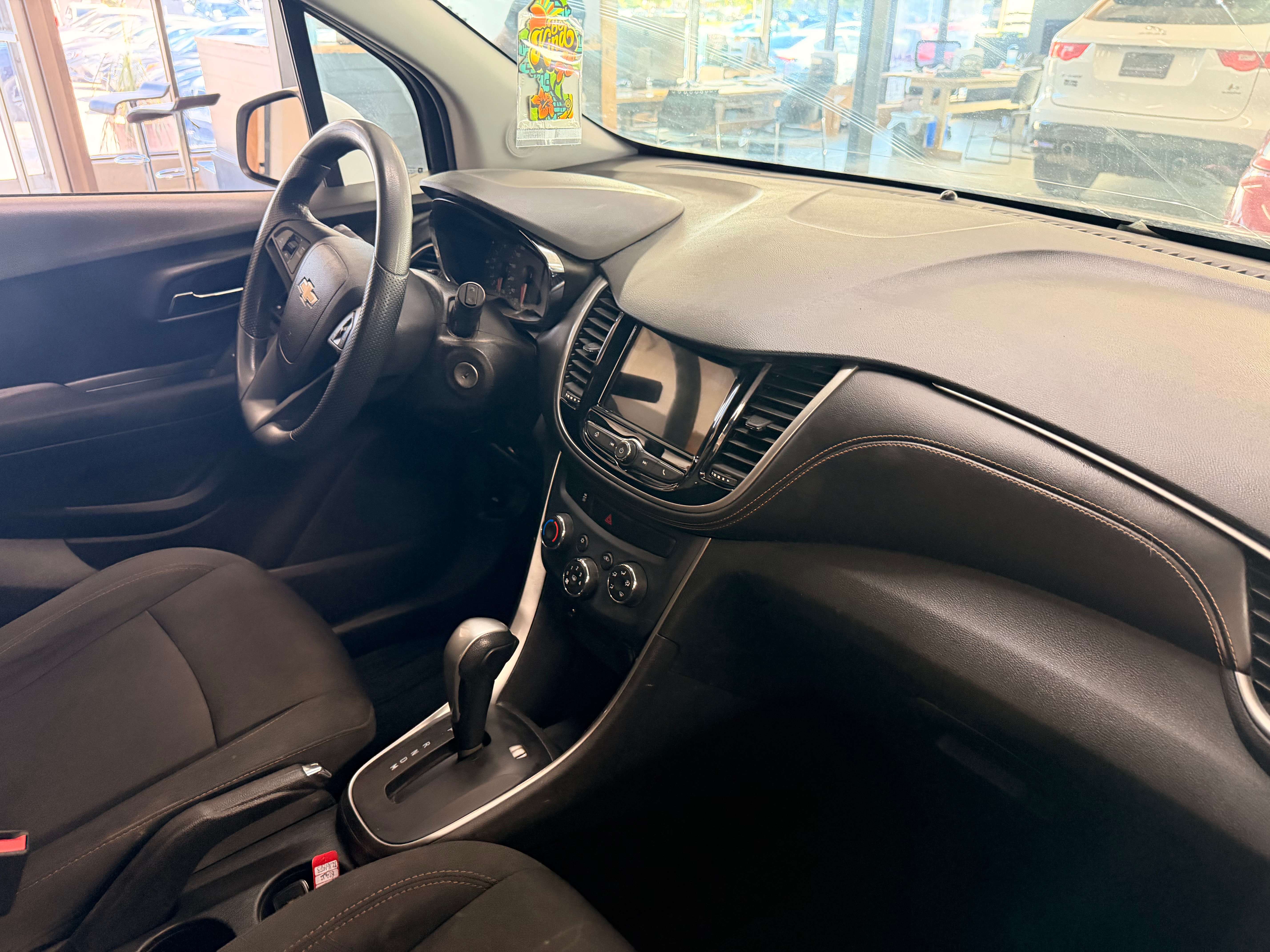 2018 Chevrolet Trax LT - Image 10
